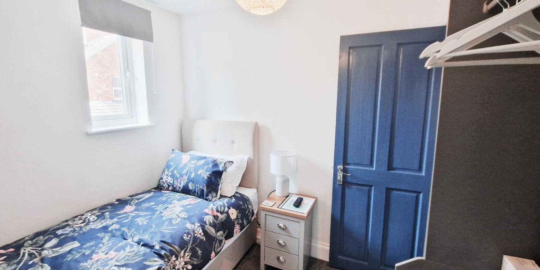 Single Room In Modern House Near Nottingham Ngoại thất bức ảnh